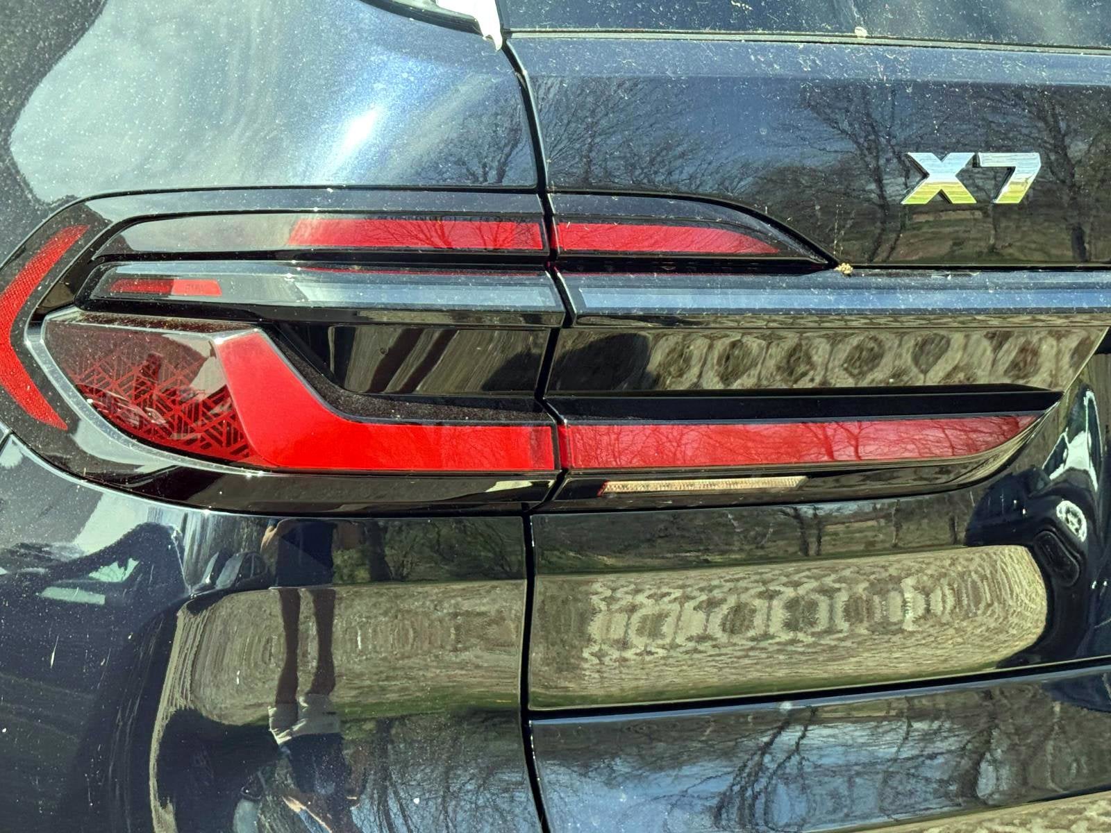 2026 BMW X7 M60i