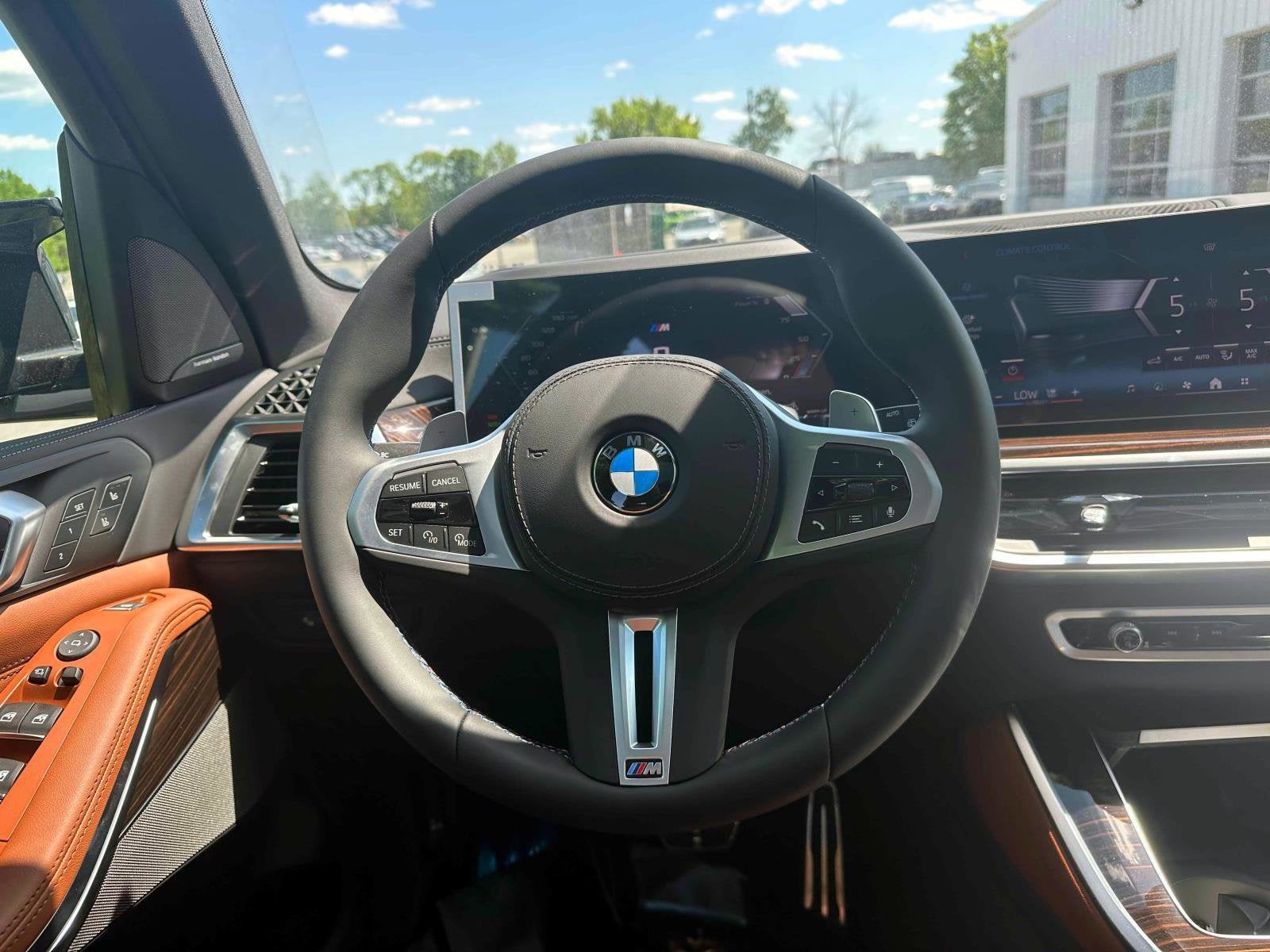 2026 BMW X5 M60i