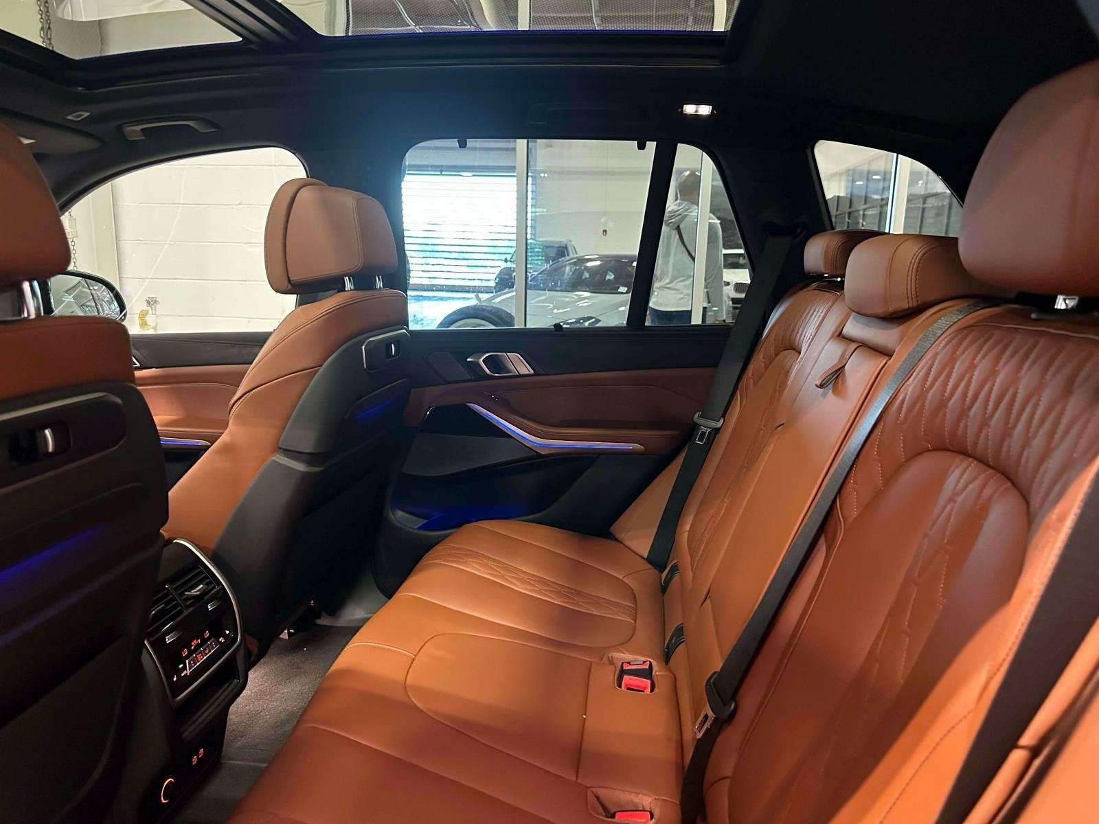 2024 BMW X5 M60i