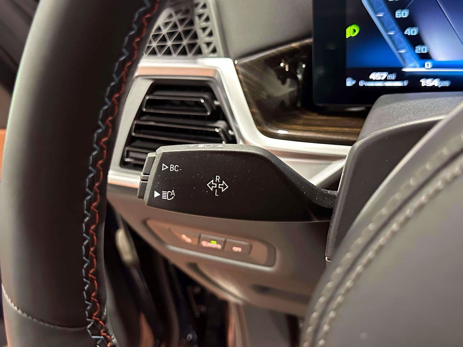 2024 BMW X5 M60i