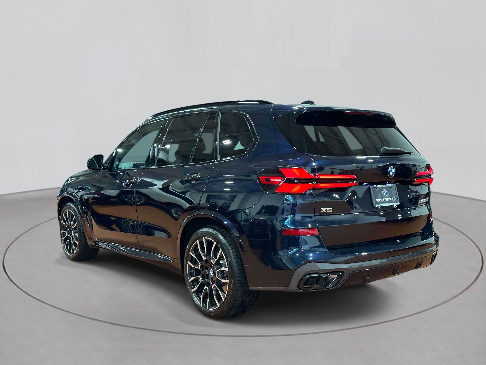2024 BMW X5 M60i