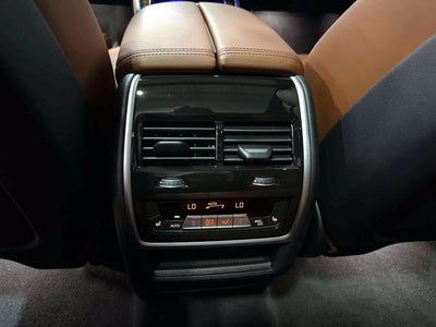 2024 BMW X5 M60i