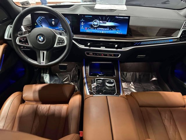 2024 BMW X5 M60i