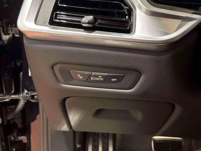 2024 BMW X5 M60i