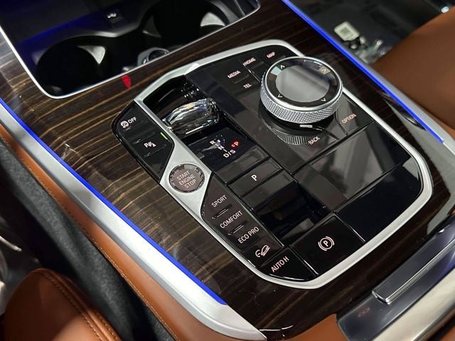 2024 BMW X5 M60i