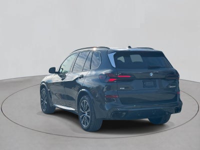 2026 BMW X5 M60i