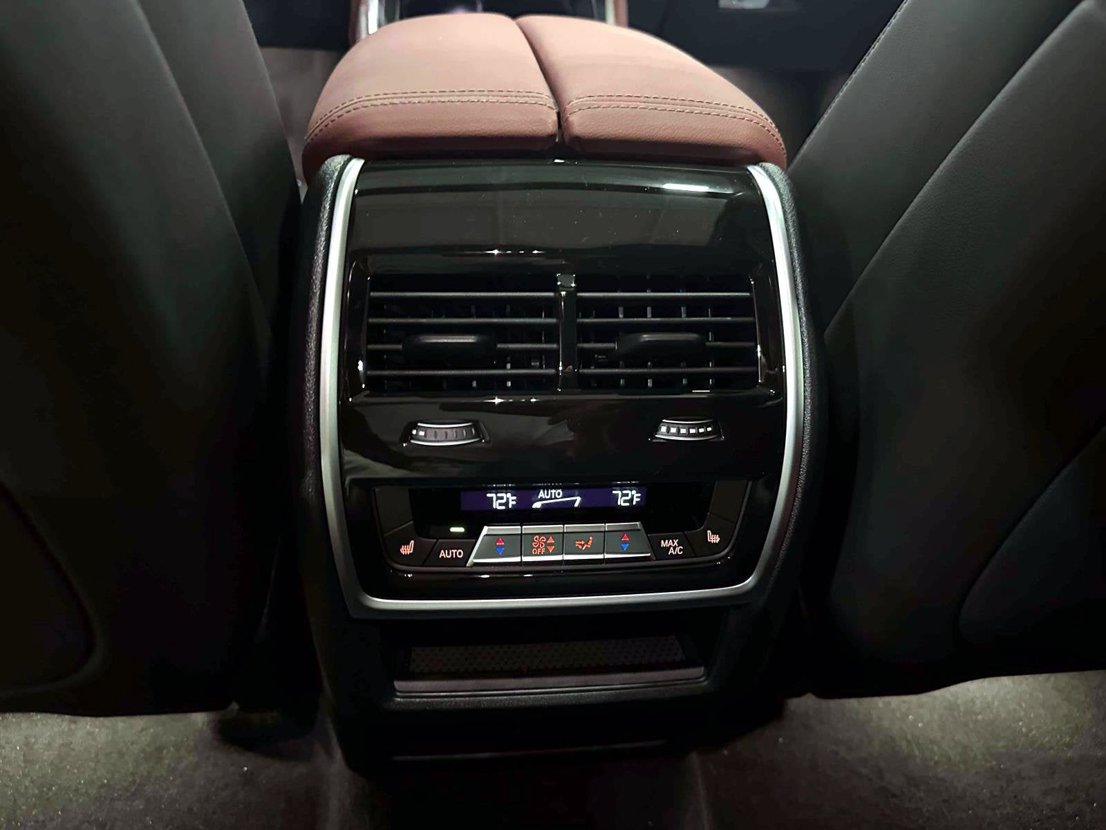 2027 BMW X6 xDrive40i