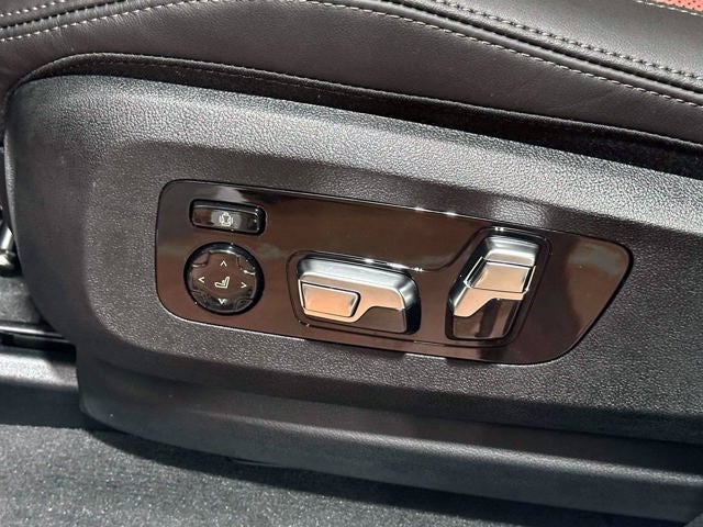 2027 BMW X6 xDrive40i