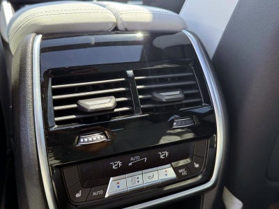 2027 BMW X6 xDrive40i