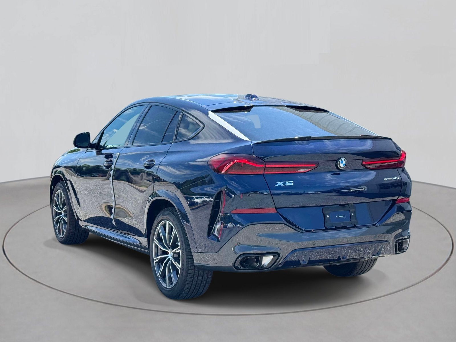 2027 BMW X6 xDrive40i