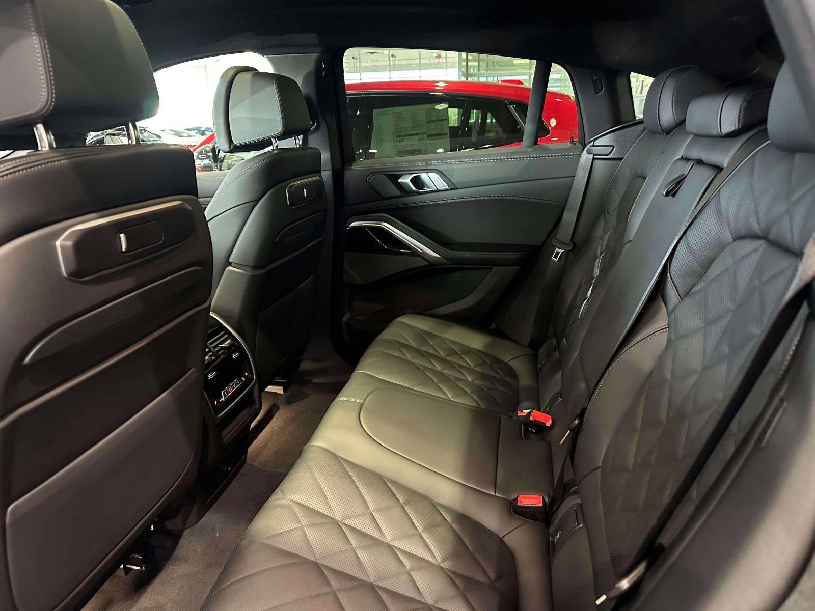 2026 BMW X6 xDrive40i