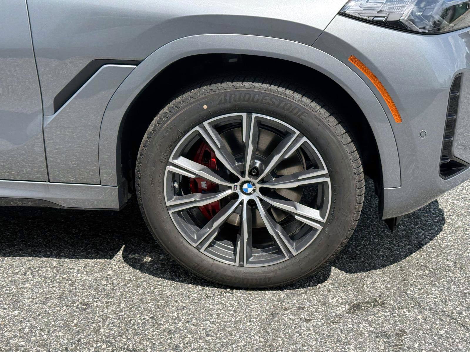 2027 BMW X6 xDrive40i