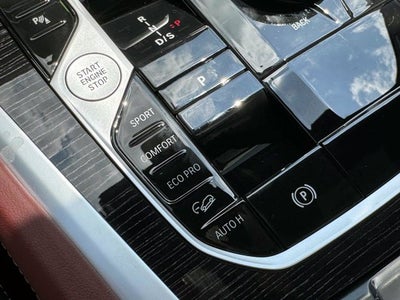 2027 BMW X6 xDrive40i