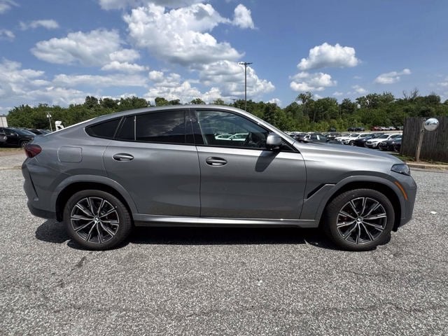 2027 BMW X6 xDrive40i