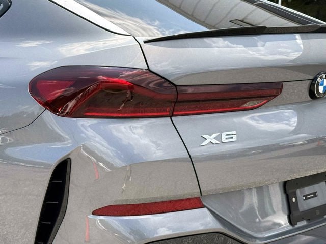 2027 BMW X6 xDrive40i