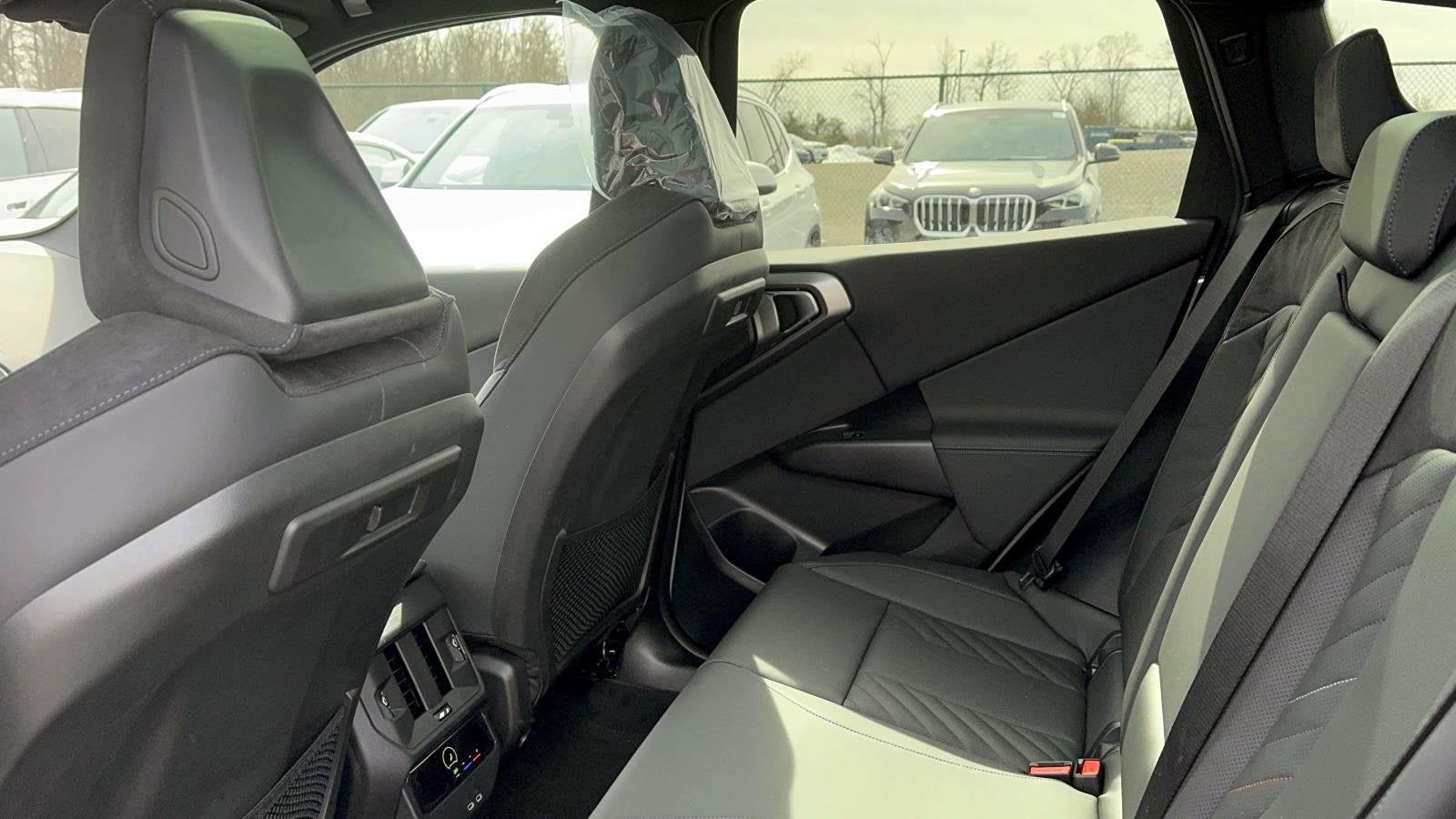 2026 BMW X3 30 - Photo 30