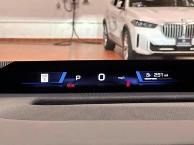 2027 BMW X5 40 xDrive