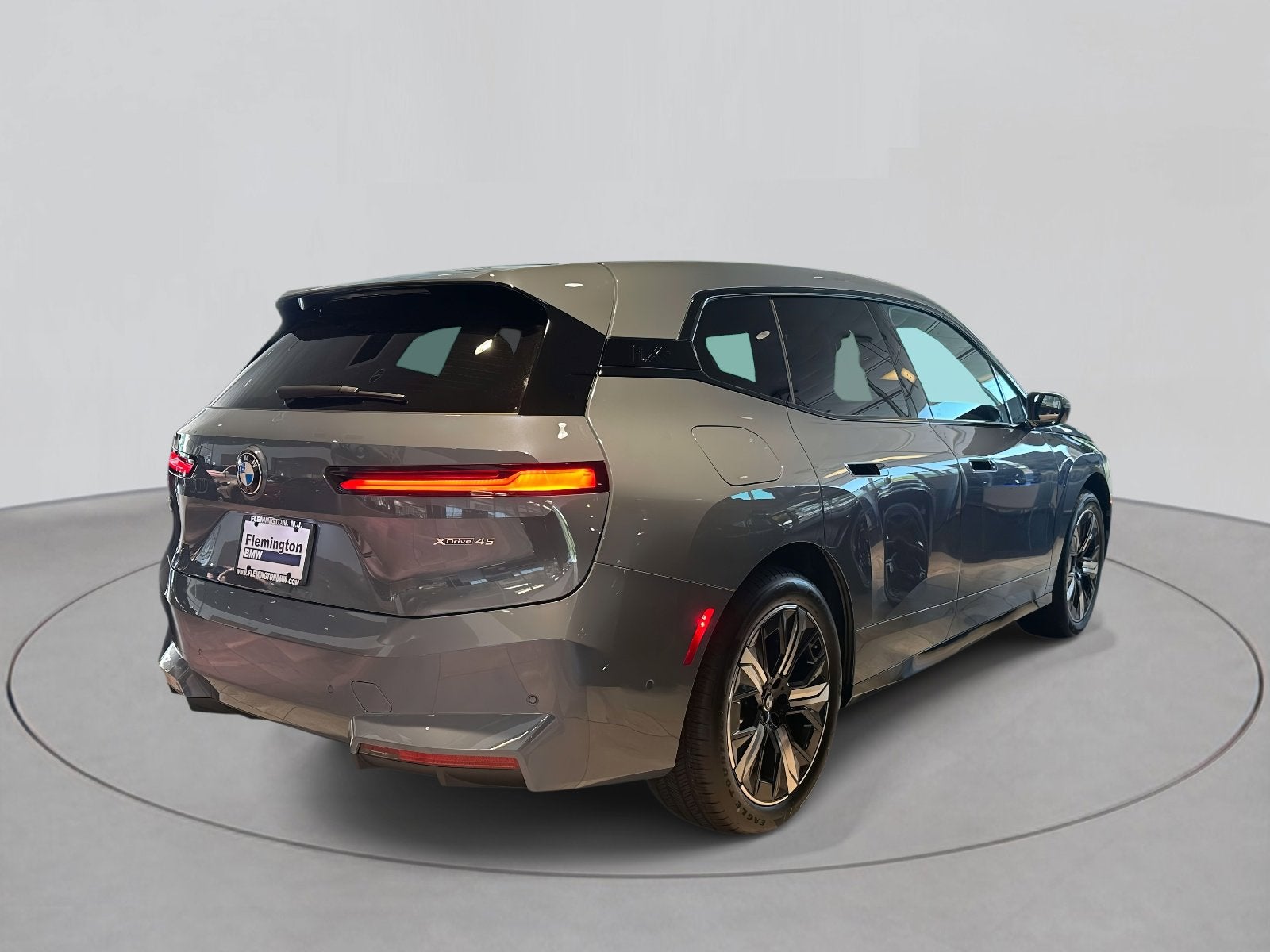 2026 BMW iX xDrive45