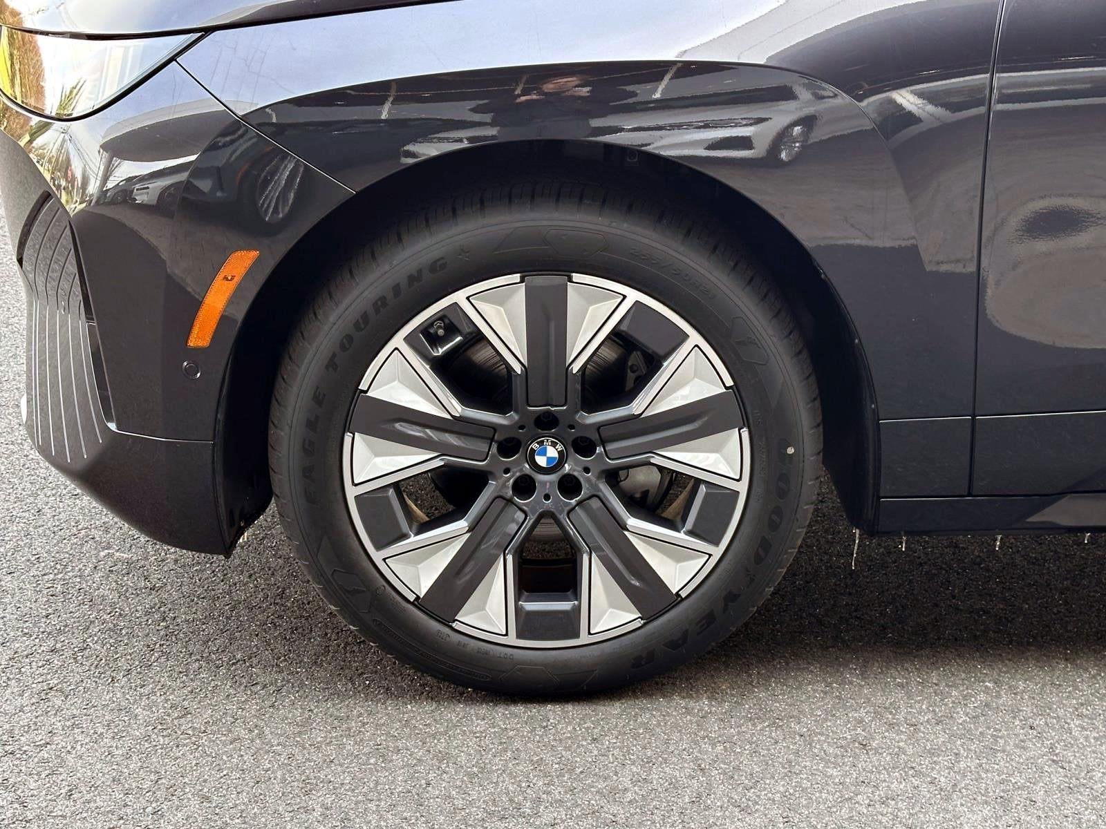 2026 BMW iX xDrive45