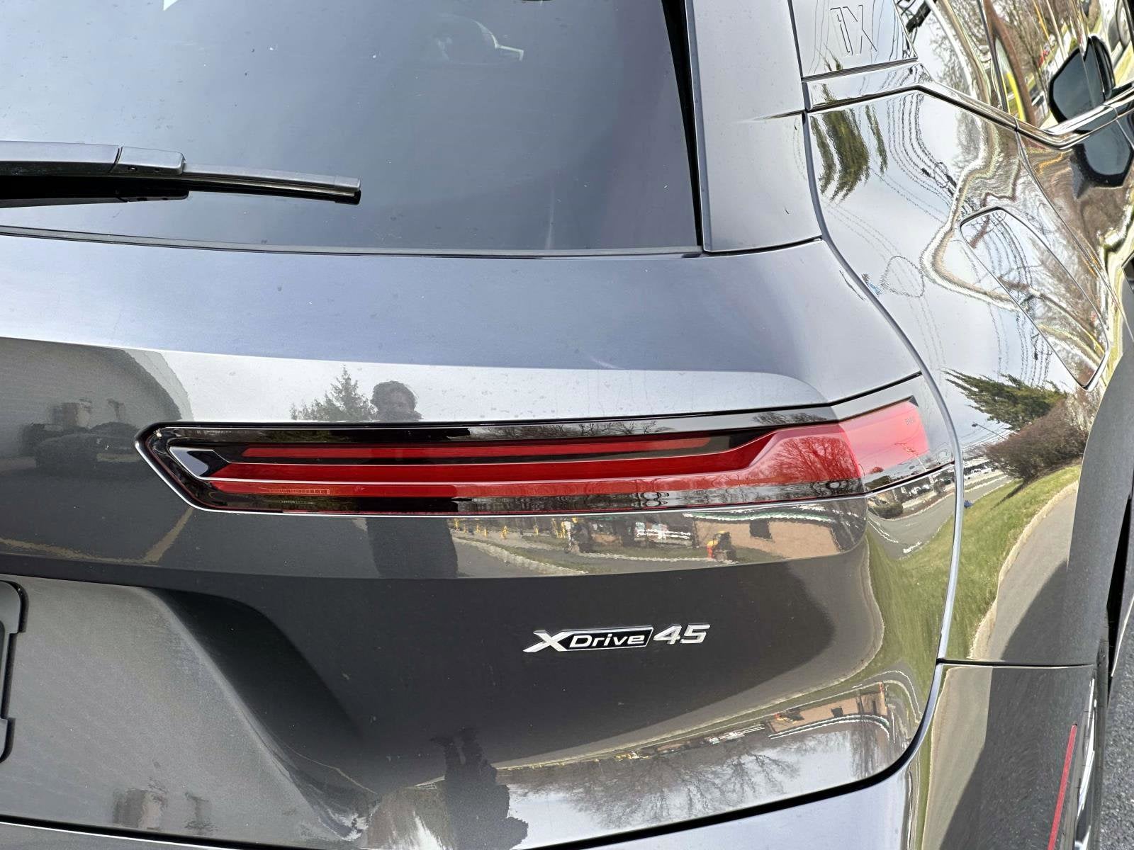 2026 BMW iX xDrive45