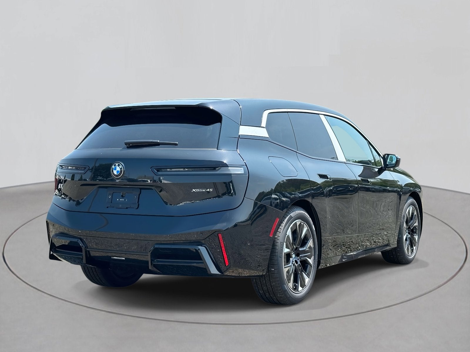 2026 BMW iX xDrive45