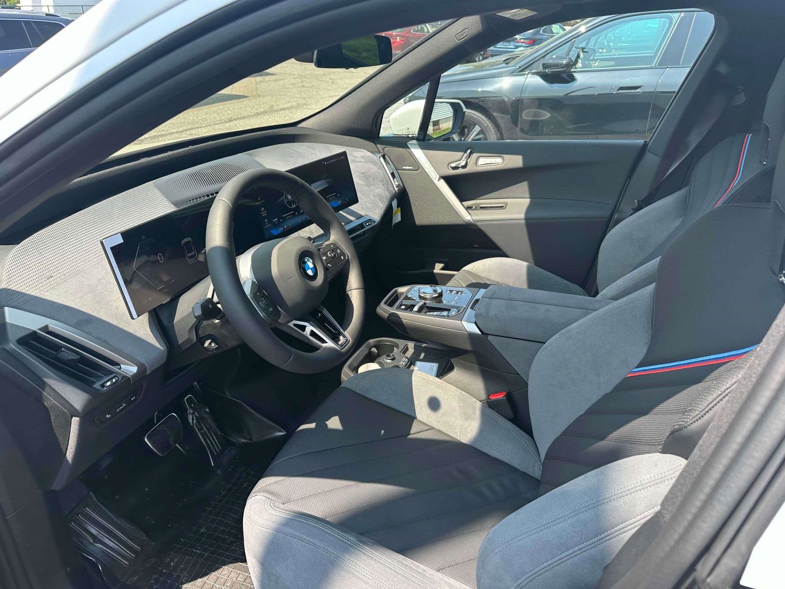 2026 BMW iX xDrive45