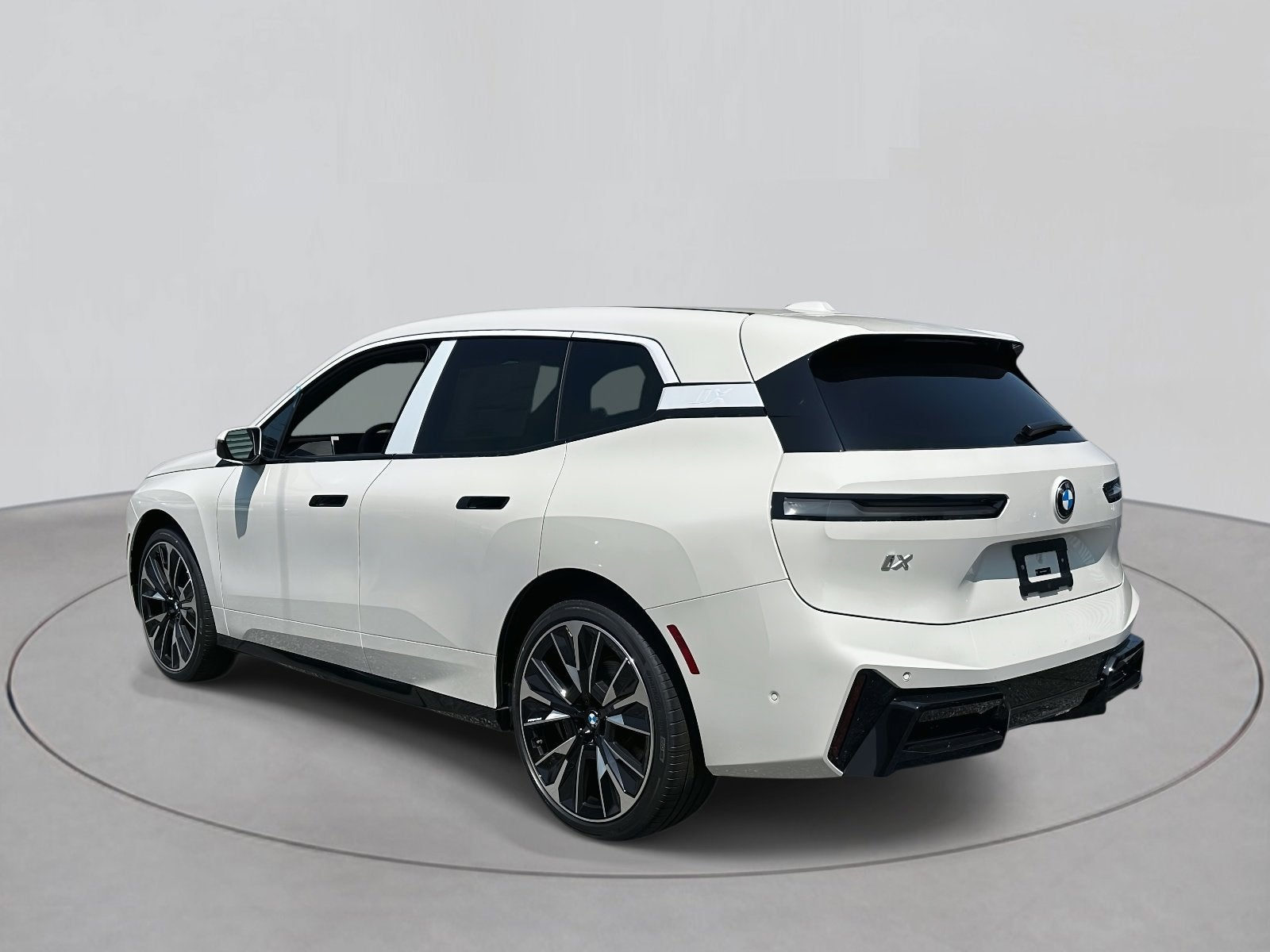 2026 BMW iX xDrive45