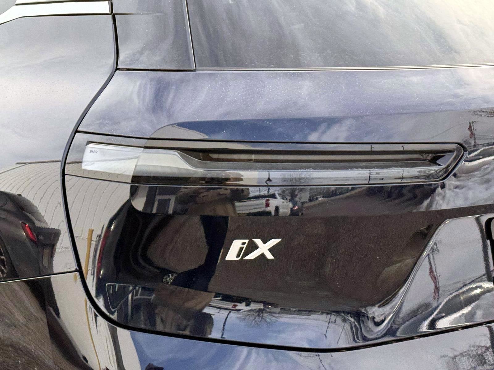 2026 BMW iX xDrive45