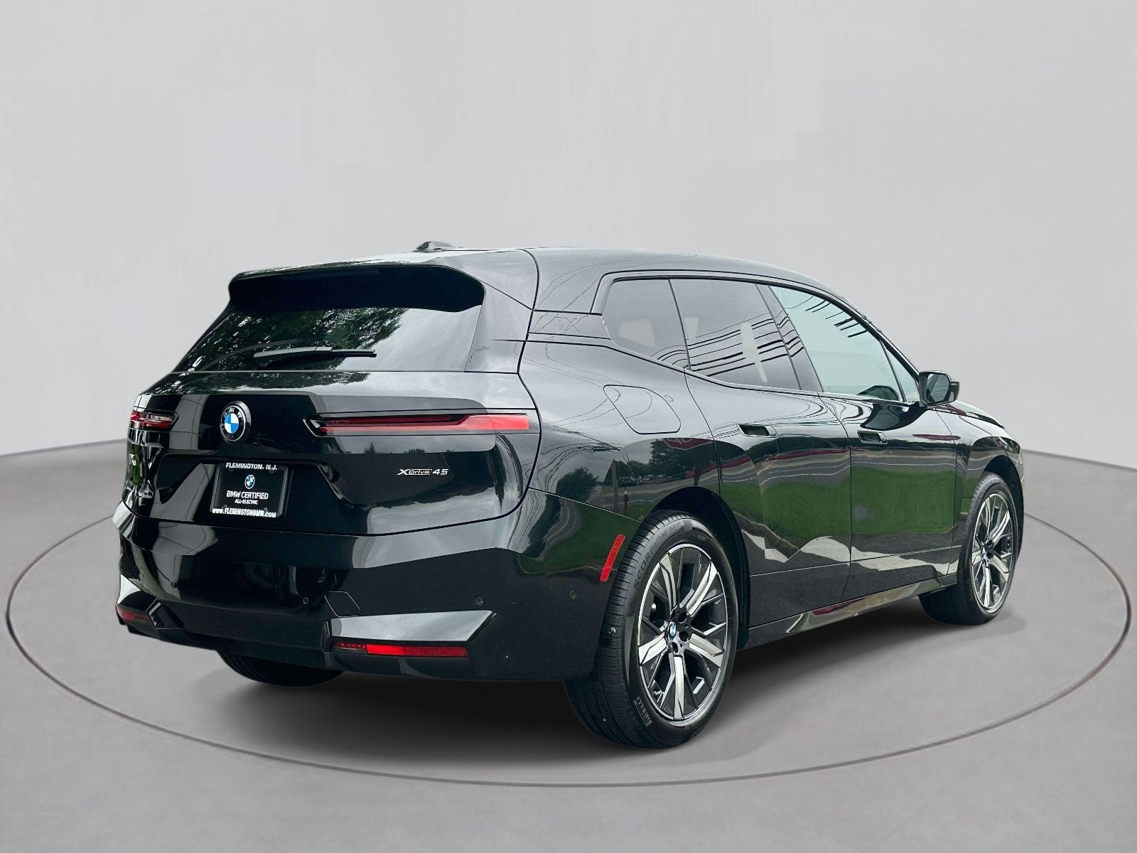 2026 BMW iX xDrive45