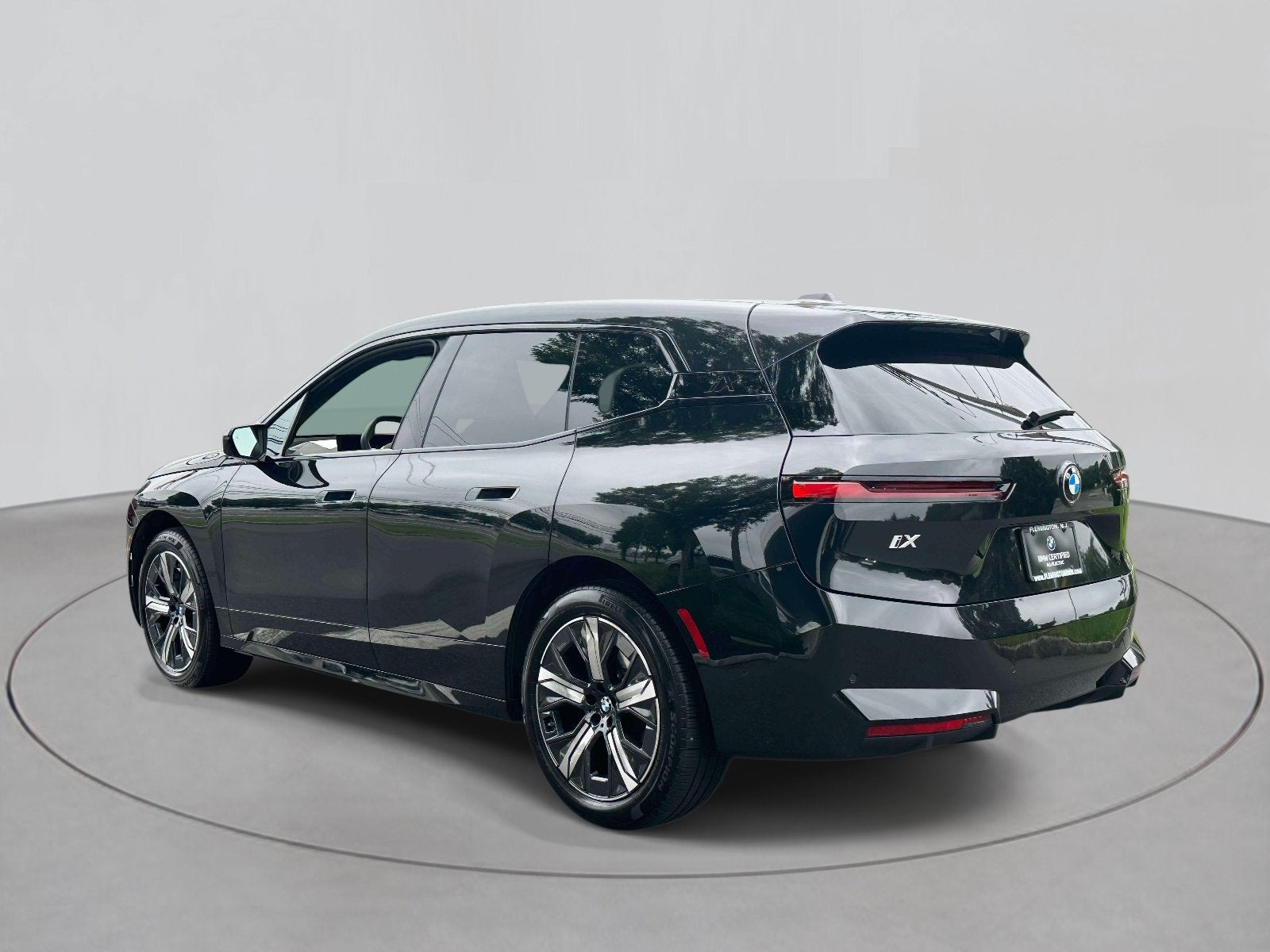 2026 BMW iX xDrive45