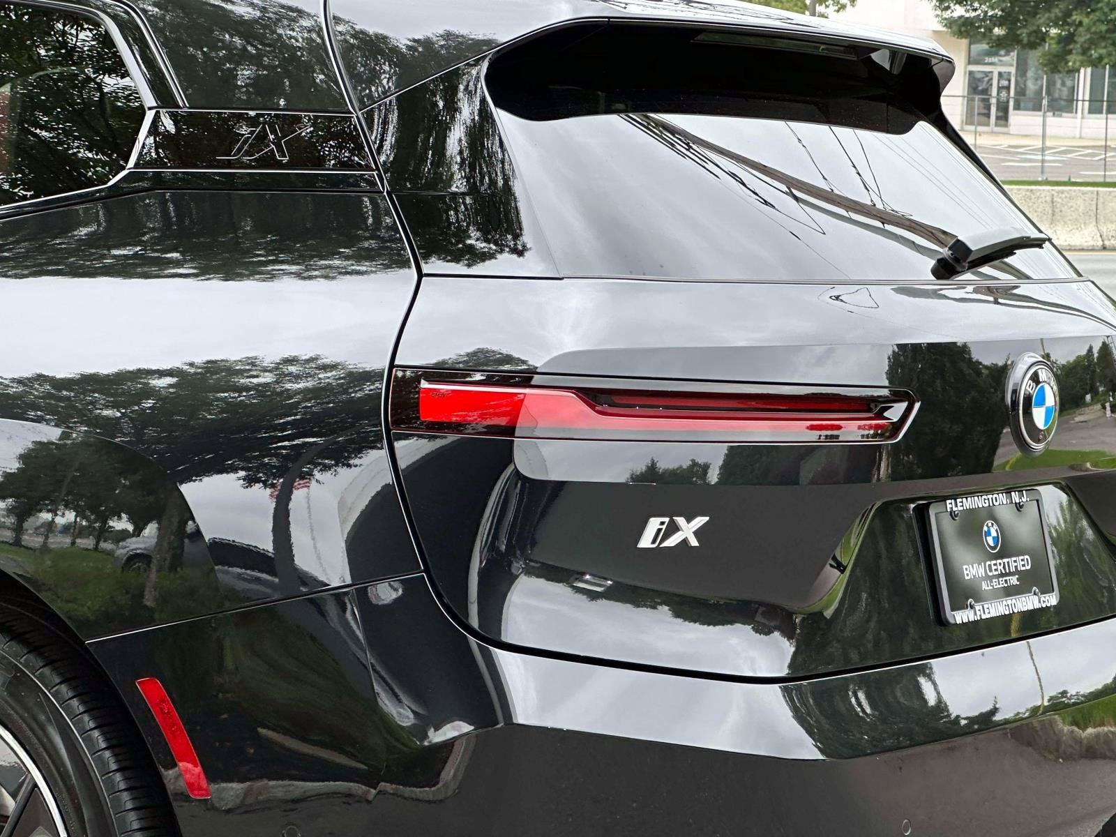 2026 BMW iX xDrive45