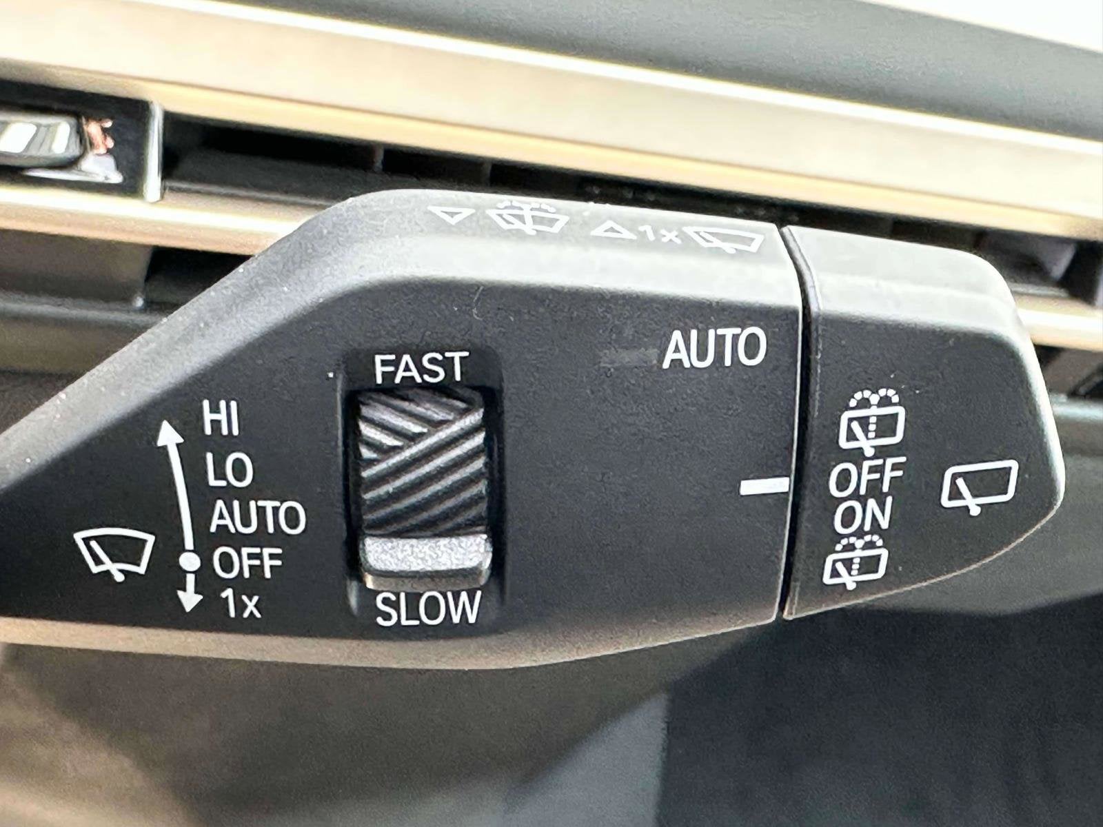 2026 BMW iX xDrive60