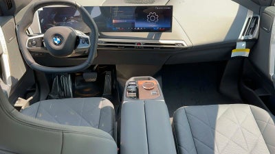 2026 BMW iX xDrive60