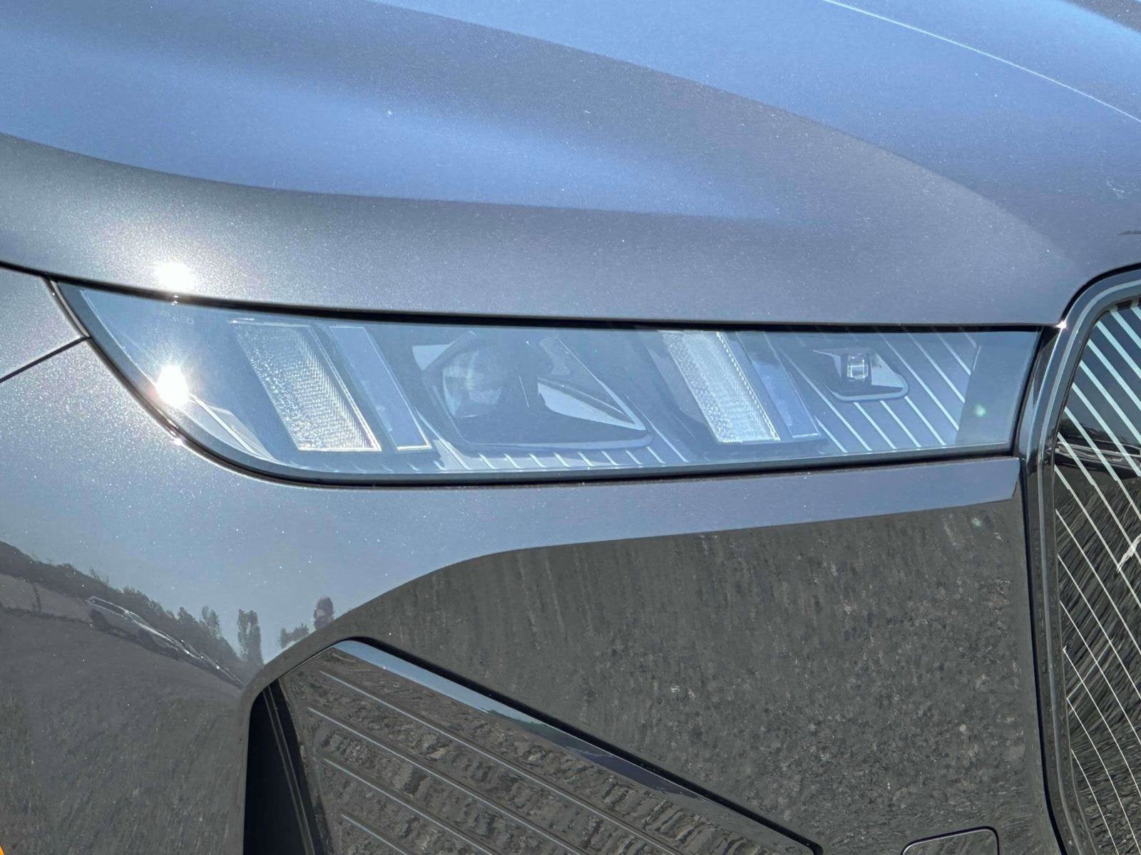 2026 BMW iX xDrive60