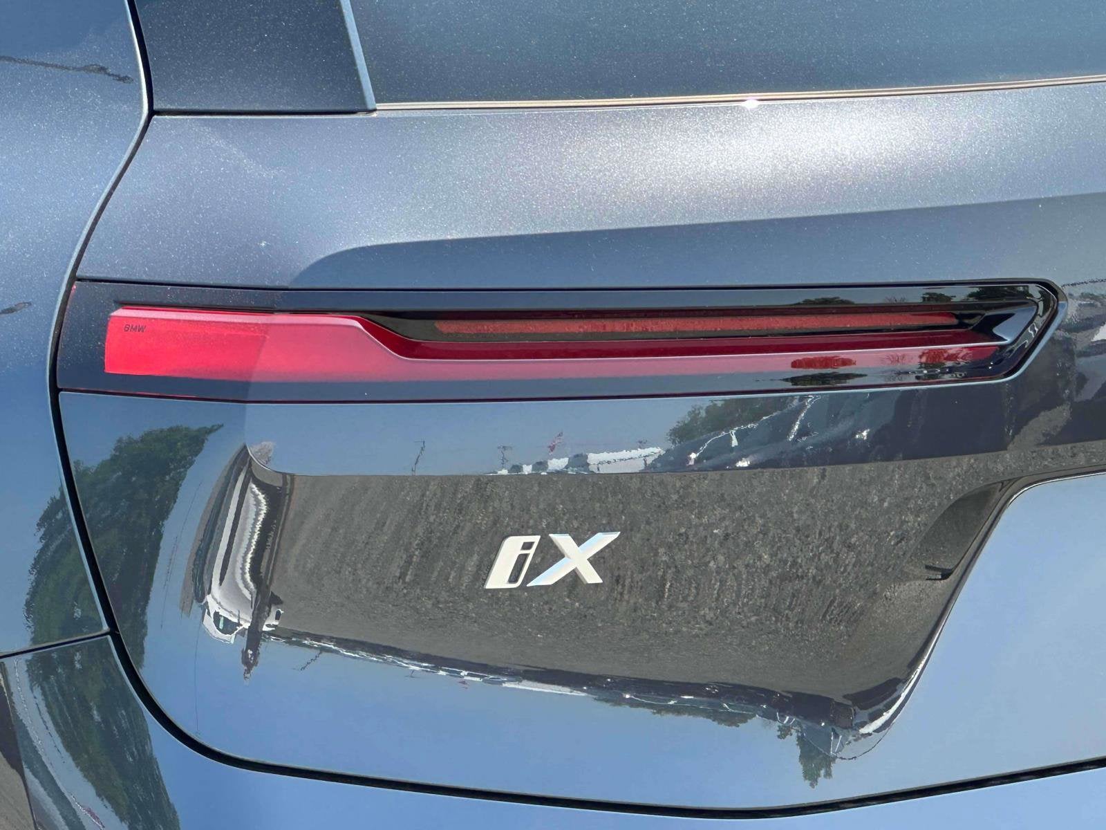 2026 BMW iX xDrive60