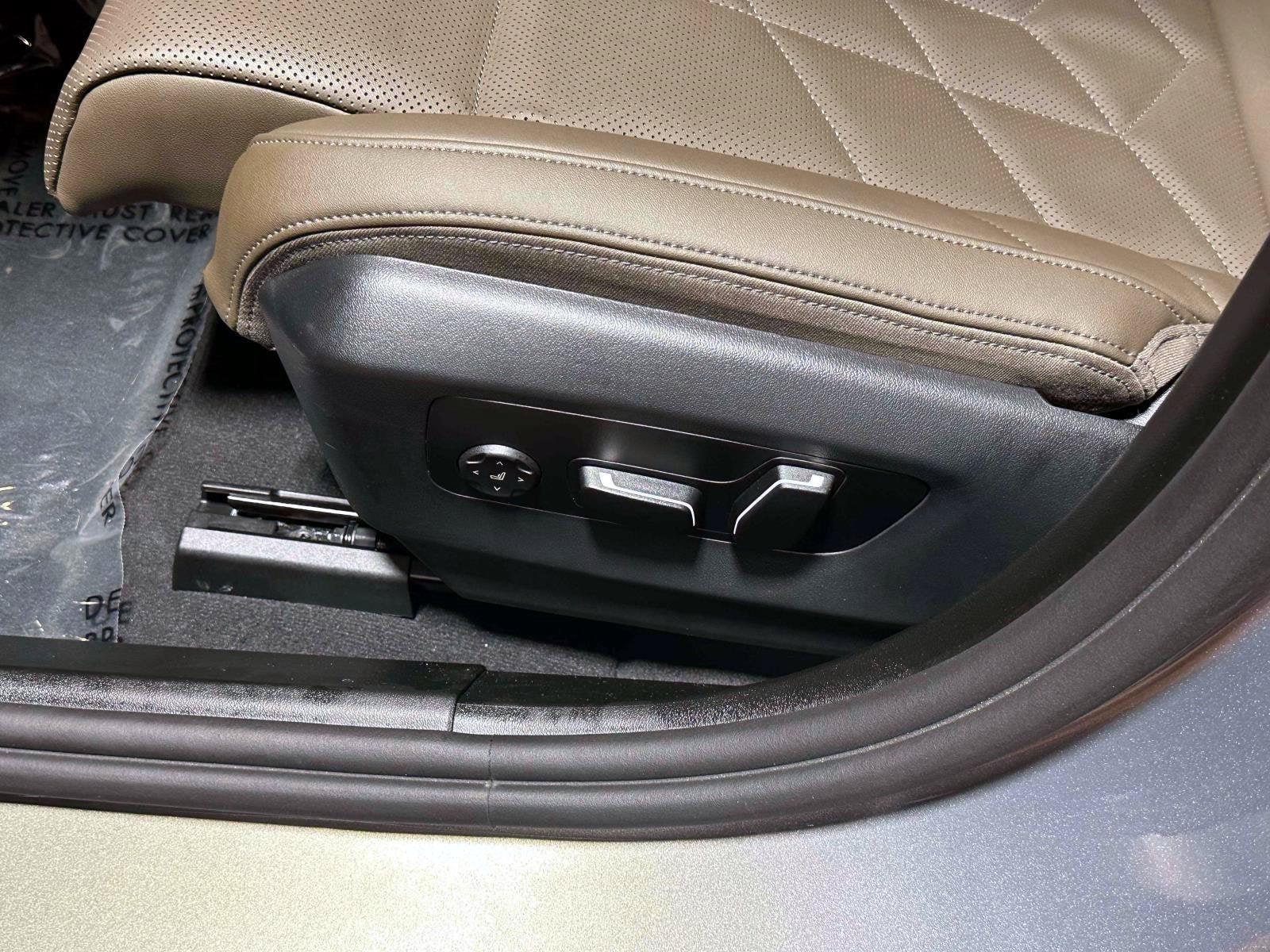 2026 BMW 5 Series 550e xDrive