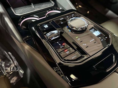 2026 BMW 5 Series 550e xDrive