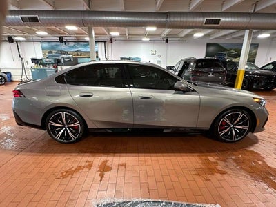 2026 BMW 5 Series 550e xDrive