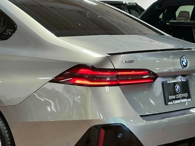 2026 BMW 5 Series 550e xDrive