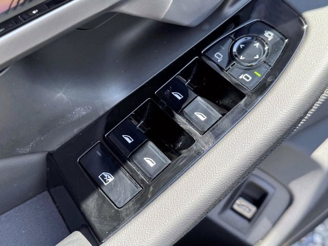 2026 BMW 5 Series 550e xDrive