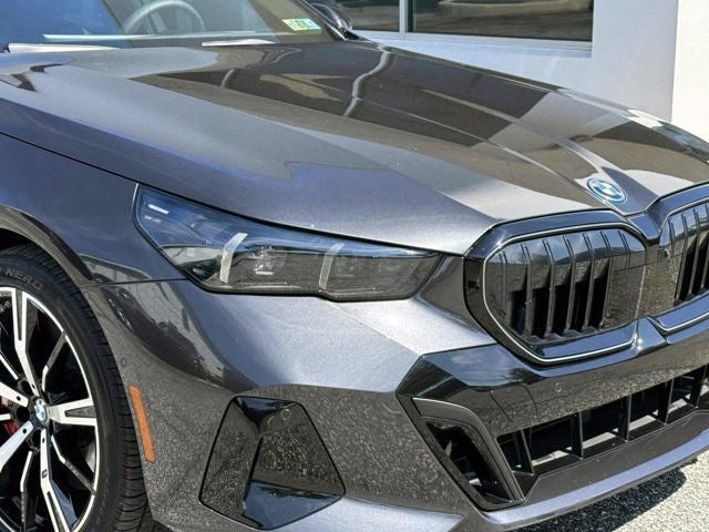 2026 BMW 5 Series 550e xDrive