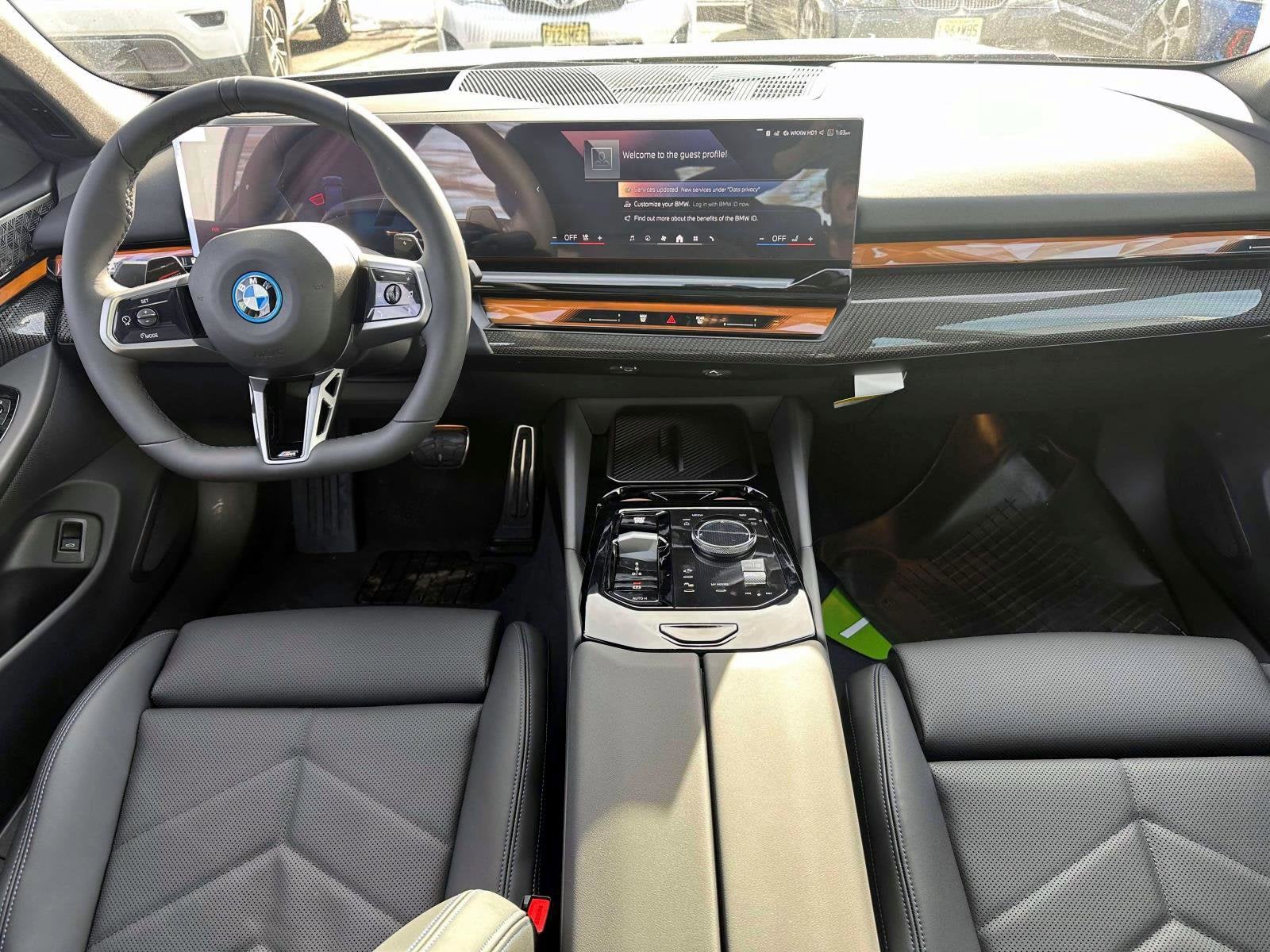 2026 BMW 5 Series 550e xDrive