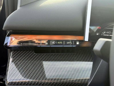 2026 BMW 5 Series 550e xDrive