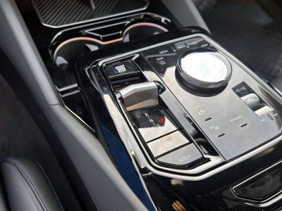 2026 BMW 5 Series 550e xDrive