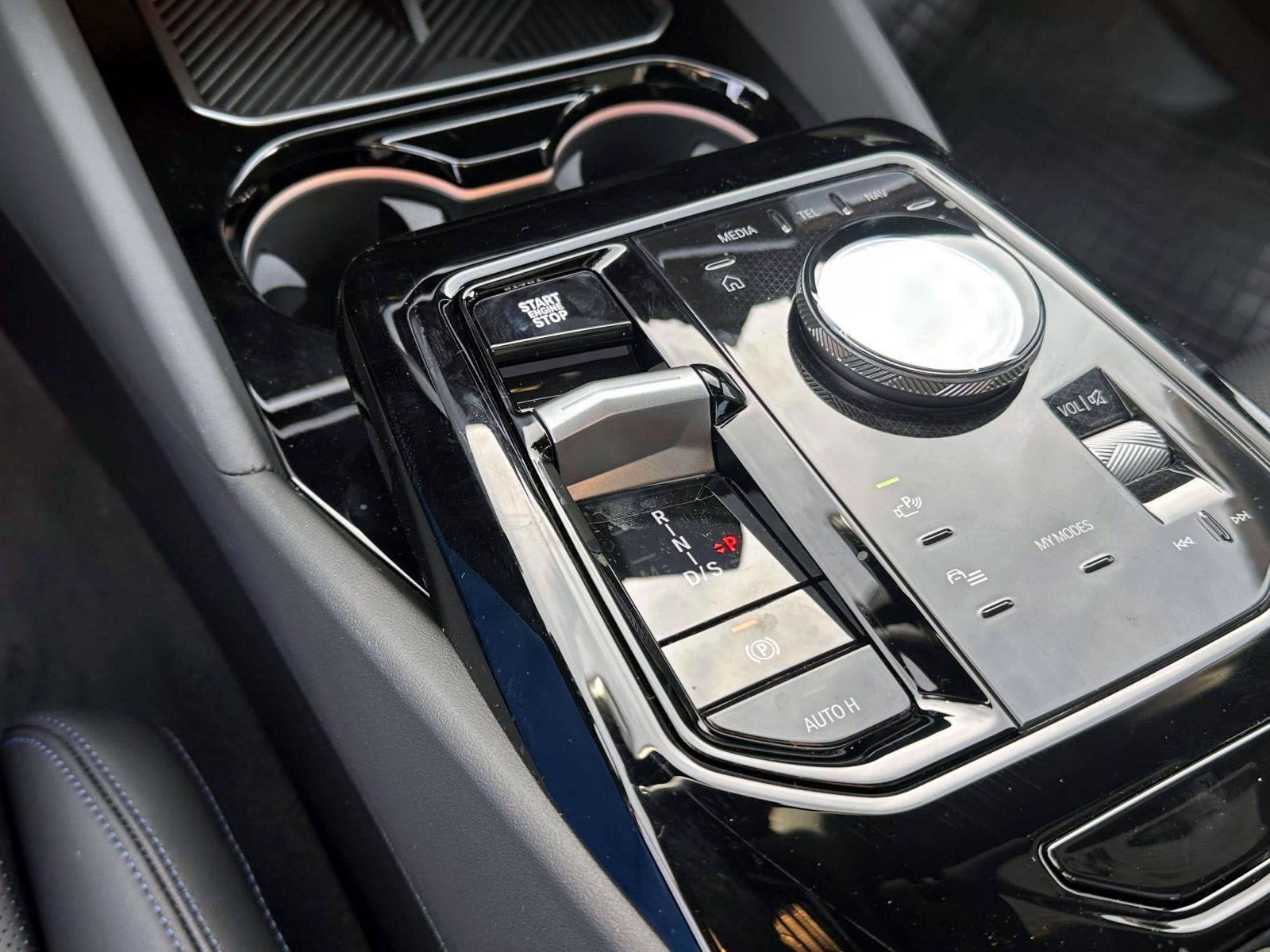 2026 BMW 5 Series 550e xDrive