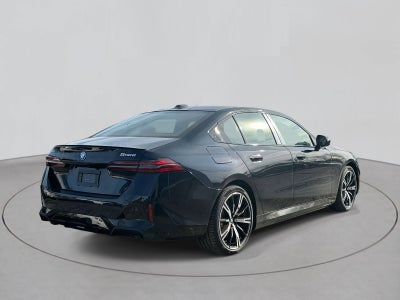 2026 BMW 5 Series 550e xDrive