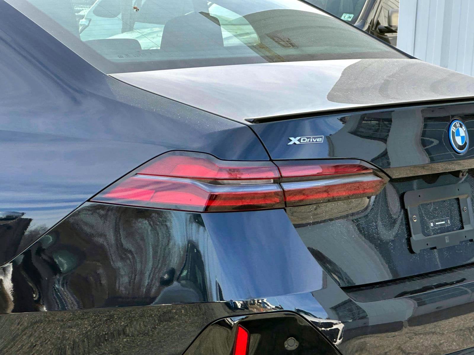 2026 BMW 5 Series 550e xDrive