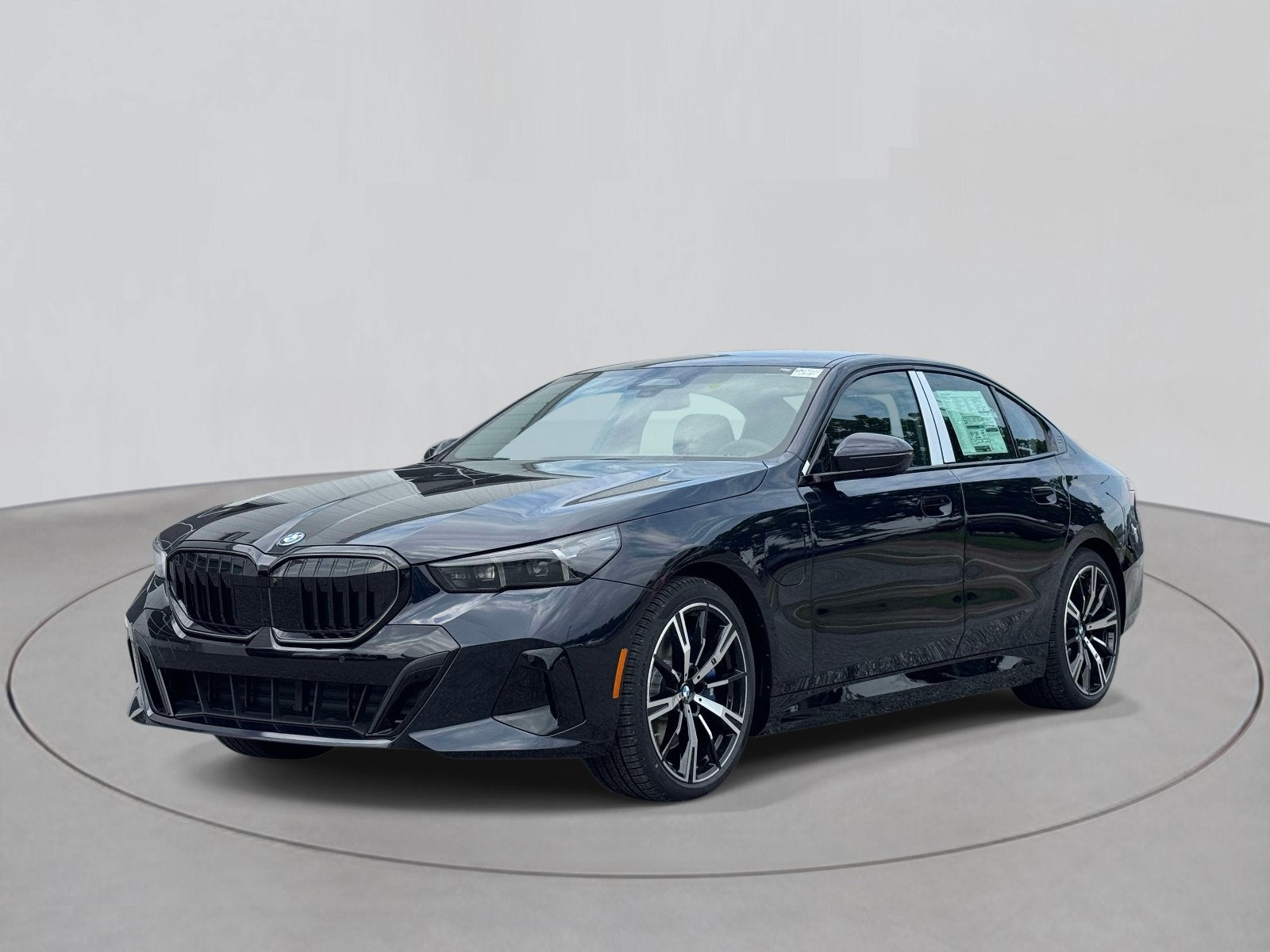2027 BMW 5 Series 550e xDrive