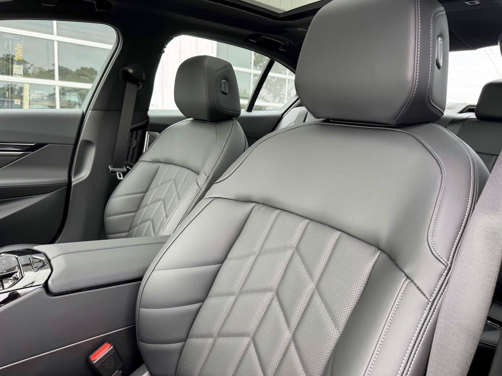 2027 BMW 5 Series 550e xDrive
