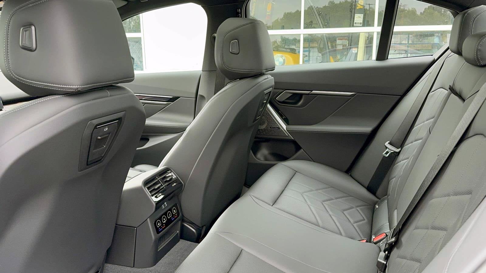 2027 BMW 5 Series 550e xDrive